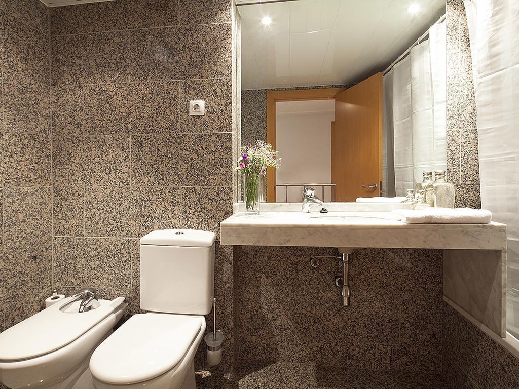 Apartment Barcelona Rentals - Park Gueell Apartments Bagian luar foto